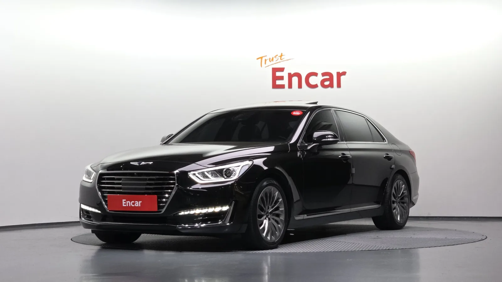 2018 Genesis EQ900