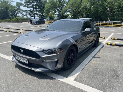 2022 Ford Mustang