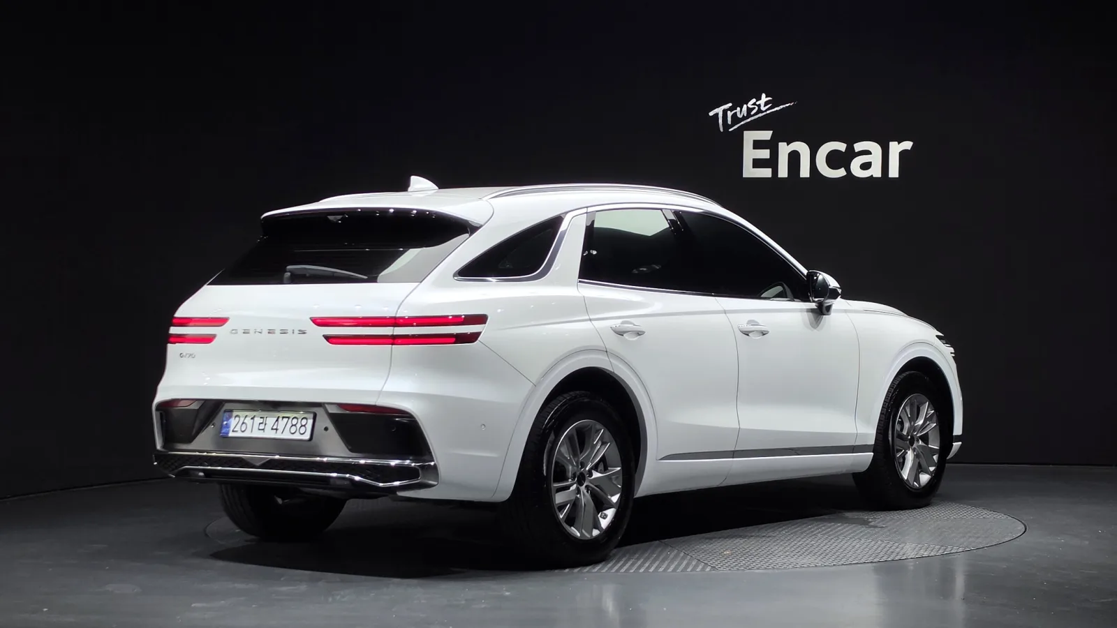 2025 Genesis GV70