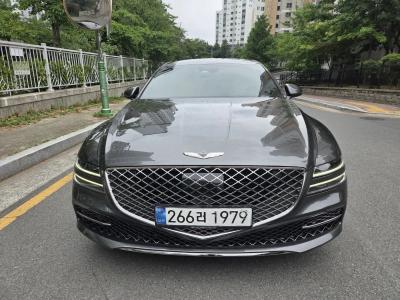 2022 Genesis G80
