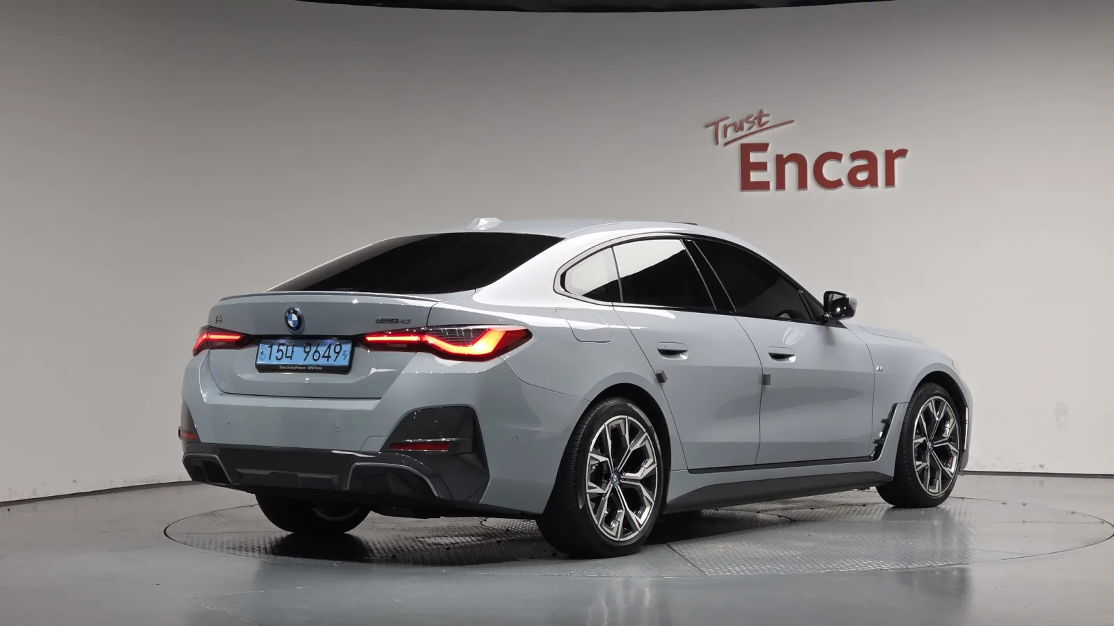 2023 BMW i4