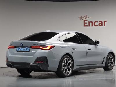2023 BMW i4