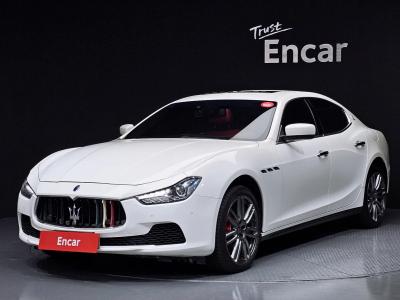 2014 Maserati Ghibli