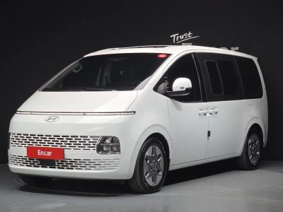 2025 Hyundai Staria