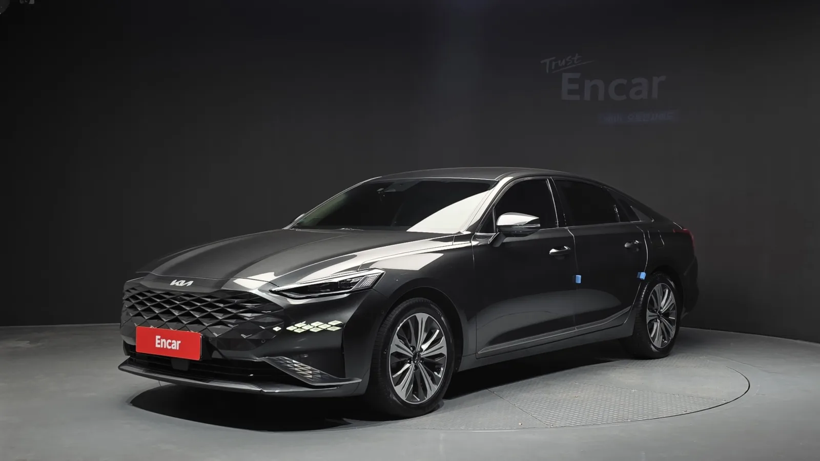 2022 Kia K8