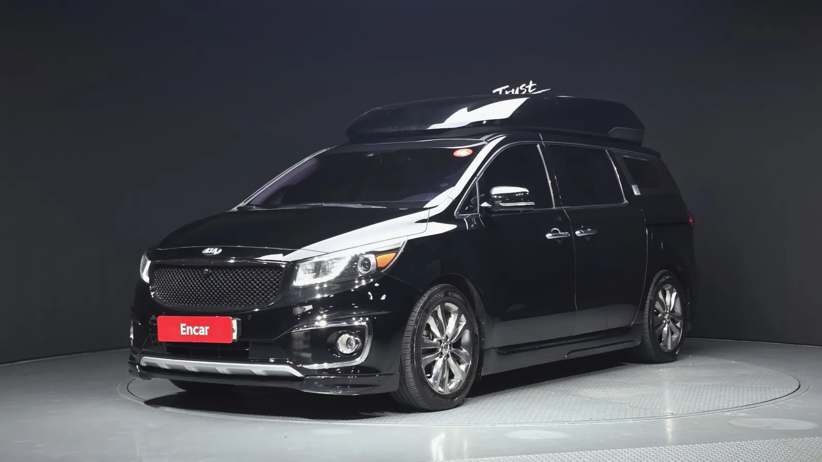2017 Kia Carnival
