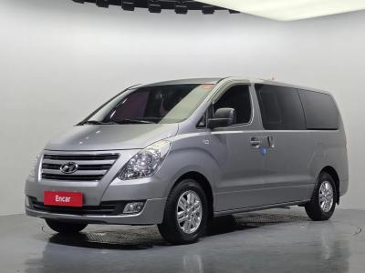 2018 Hyundai Starex