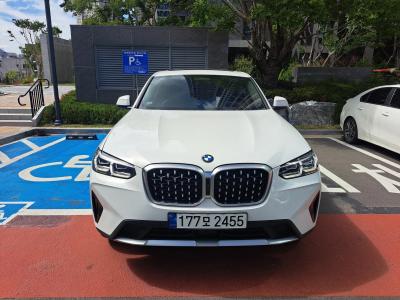 2023 BMW X4