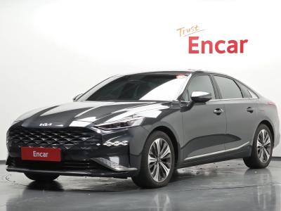 2022 Kia K8