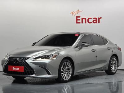 2023 Lexus ES