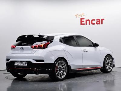 2019 Hyundai Veloster