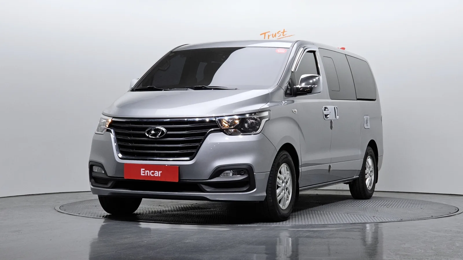 2019 Hyundai Starex
