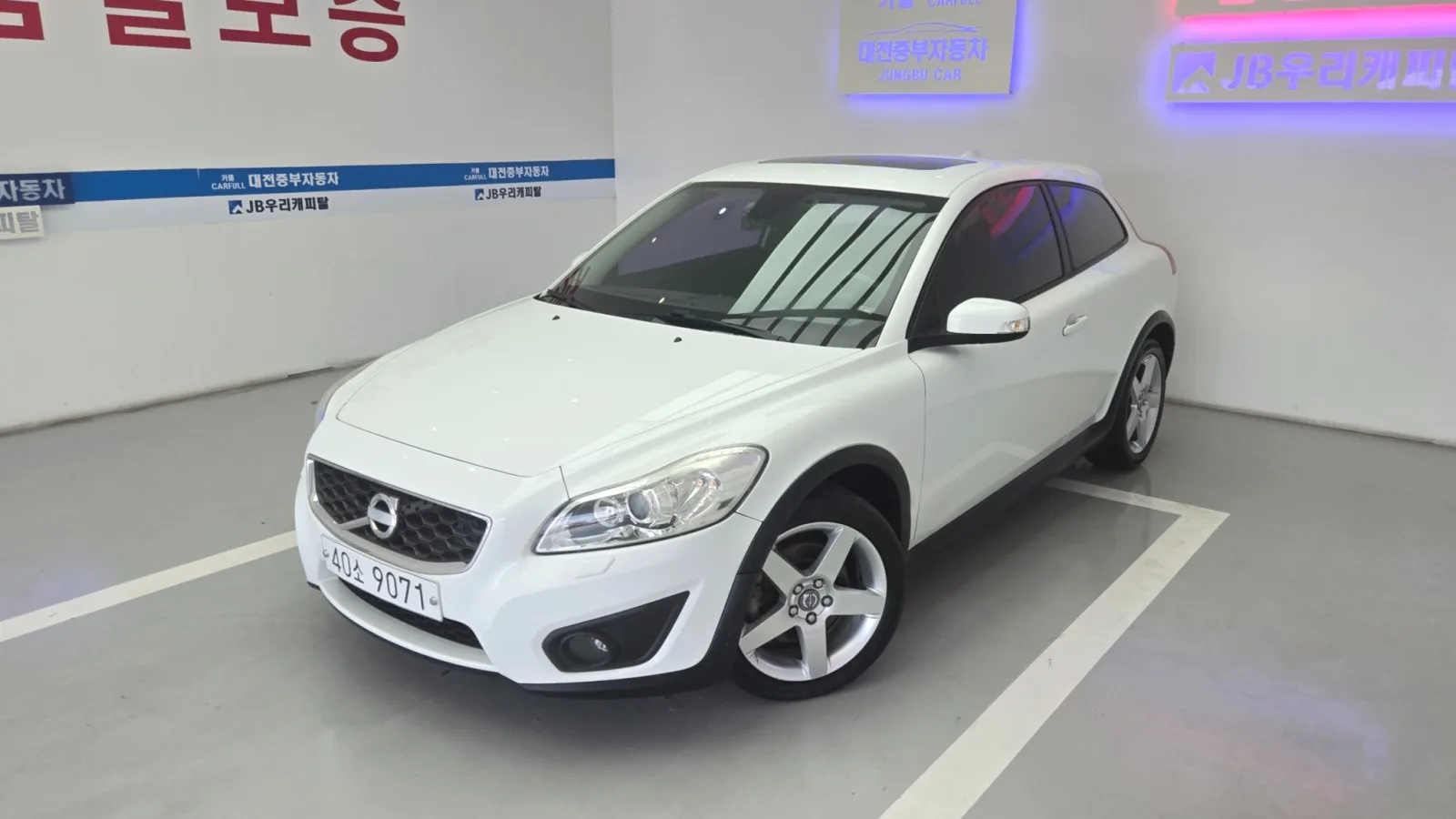 2012 Volvo C30