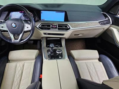 2019 BMW X7
