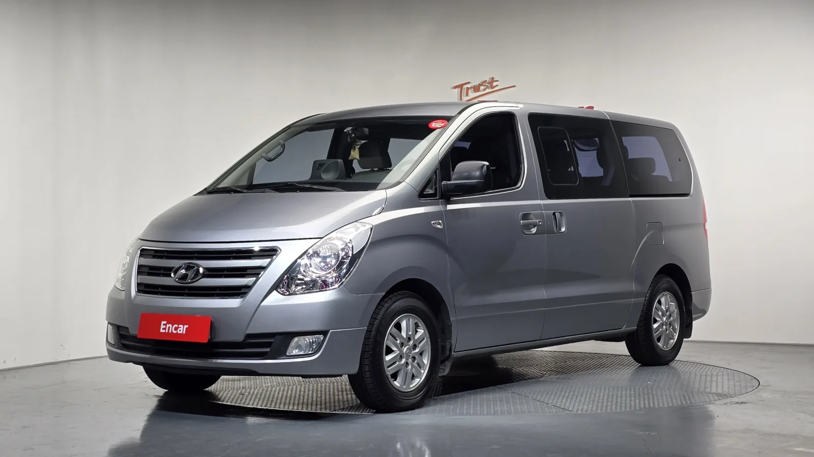 2017 Hyundai Starex