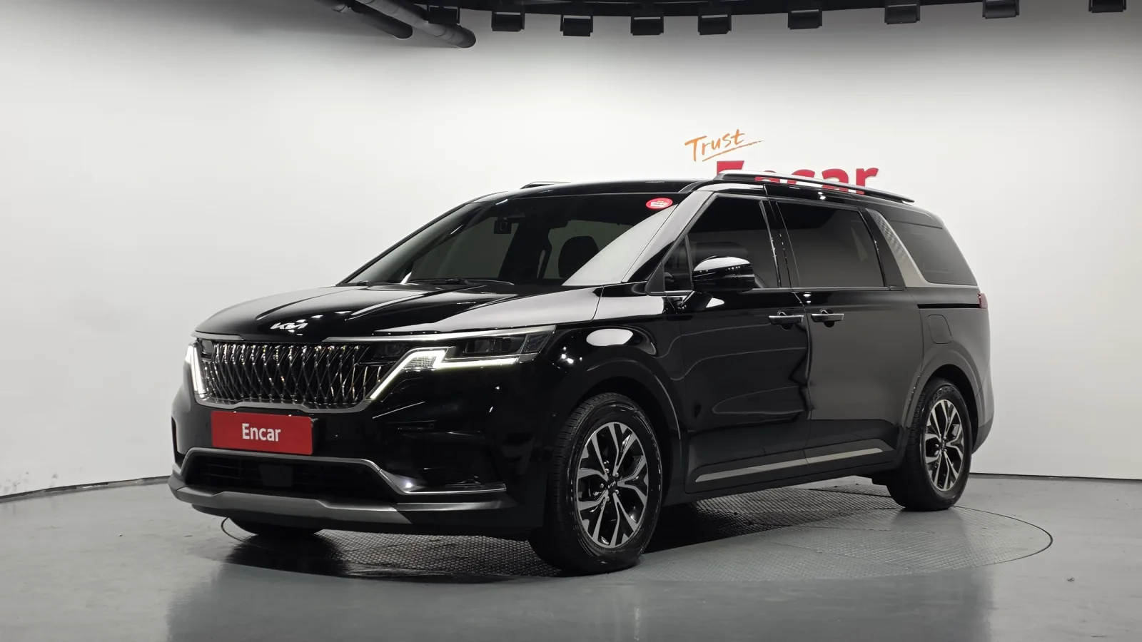 2023 Kia Carnival