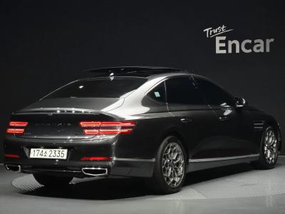 2022 Genesis G80