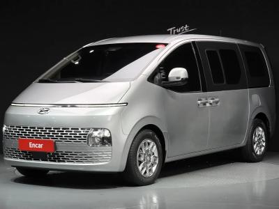 2022 Hyundai Staria
