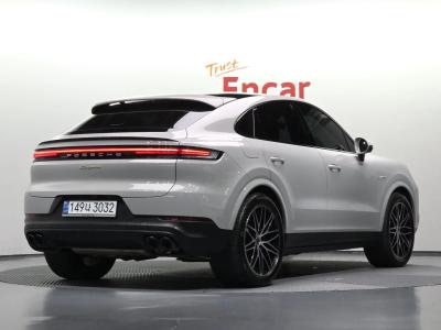 2024 Porsche Cayenne