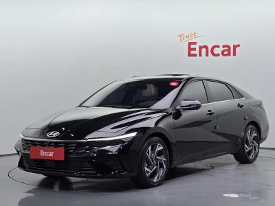 2025 Hyundai Elantra