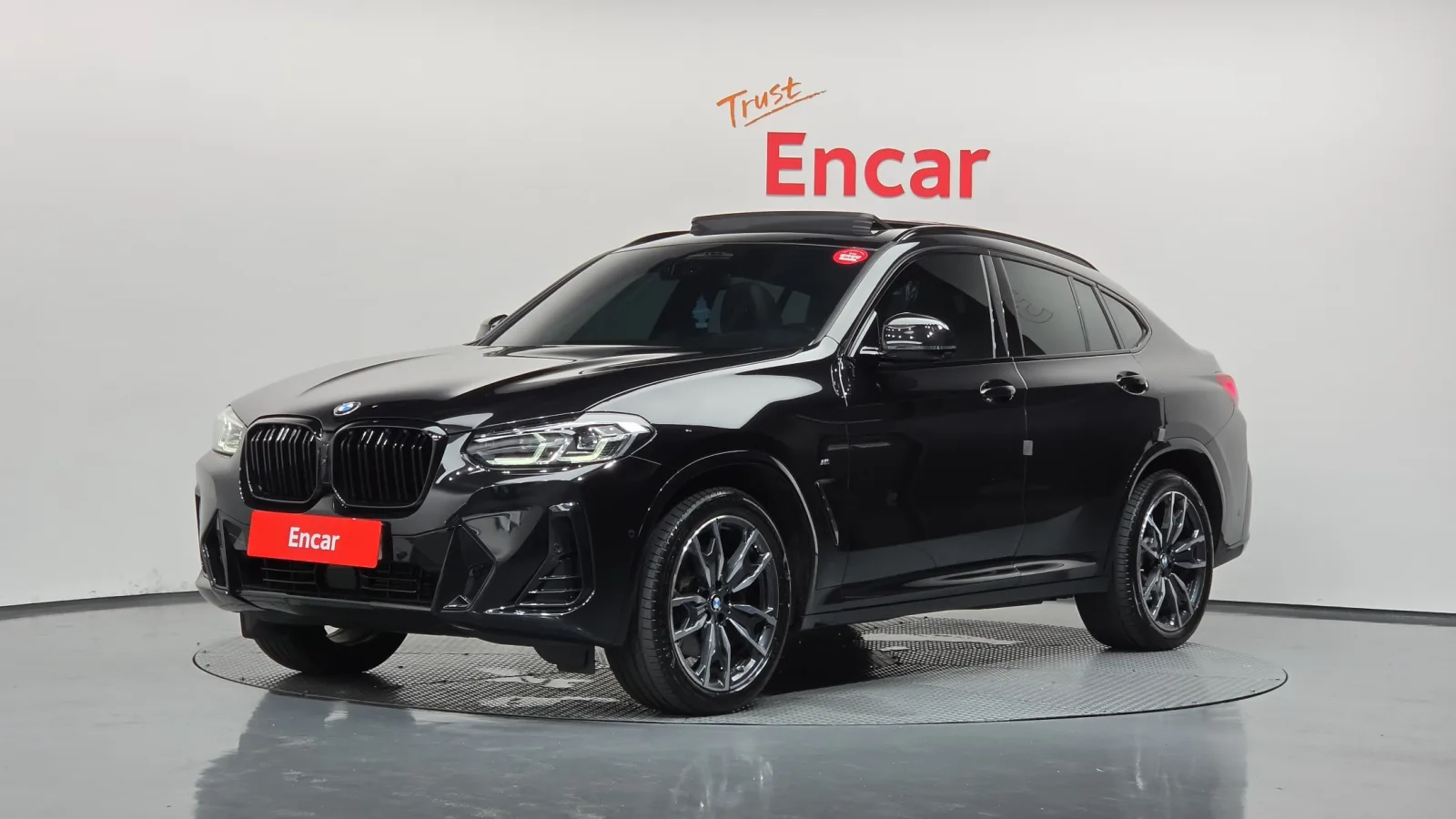 2025 BMW X4