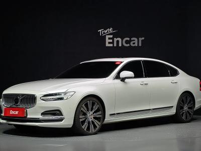 2023 Volvo S90