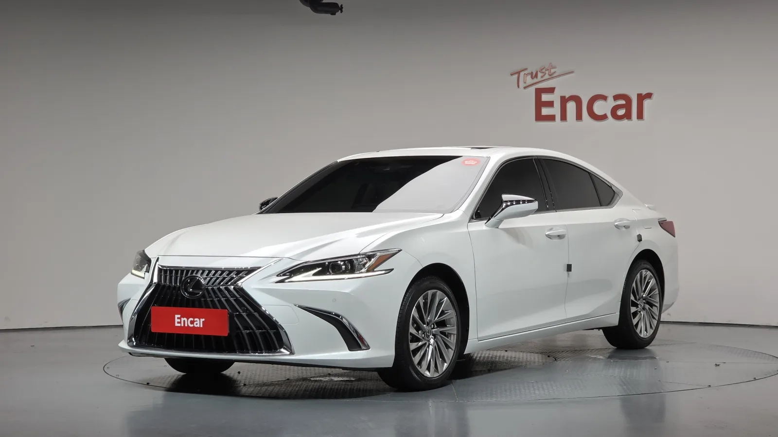 2025 Lexus ES