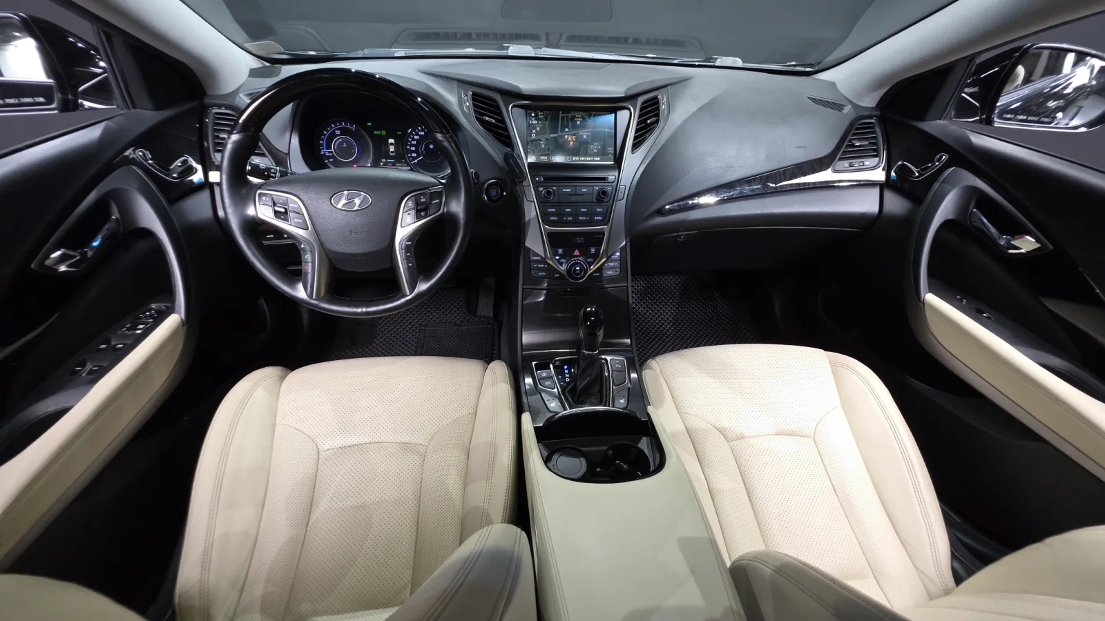 2015 Hyundai Grandeur