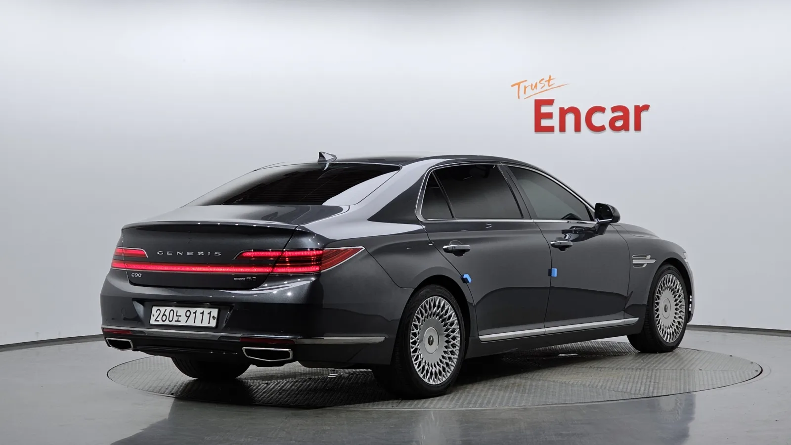 2019 Genesis G90