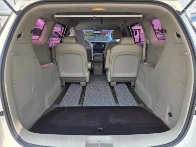 2016 Kia Carnival