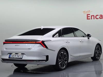 2025 Kia K8