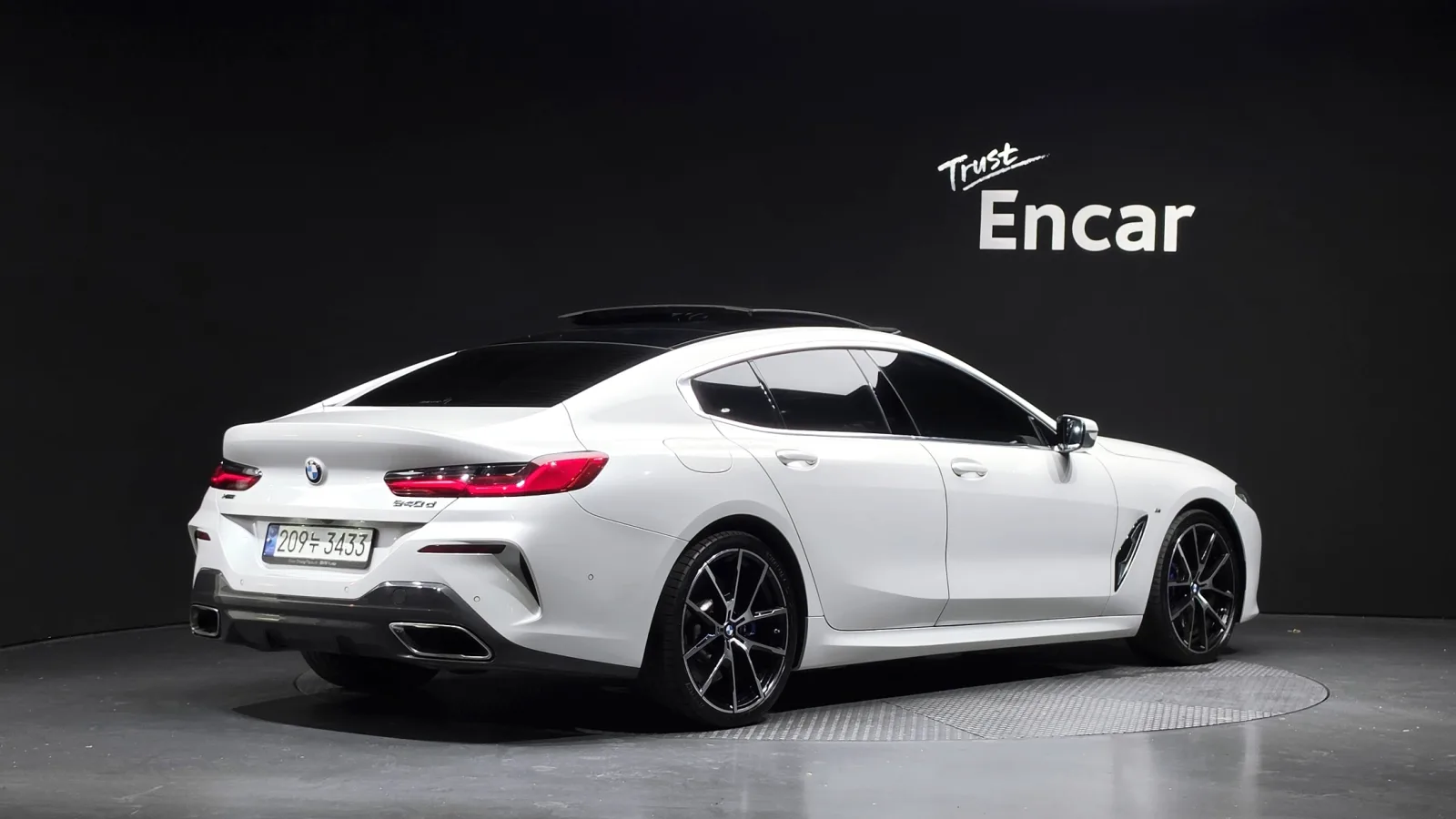 2021 BMW 8-Series
