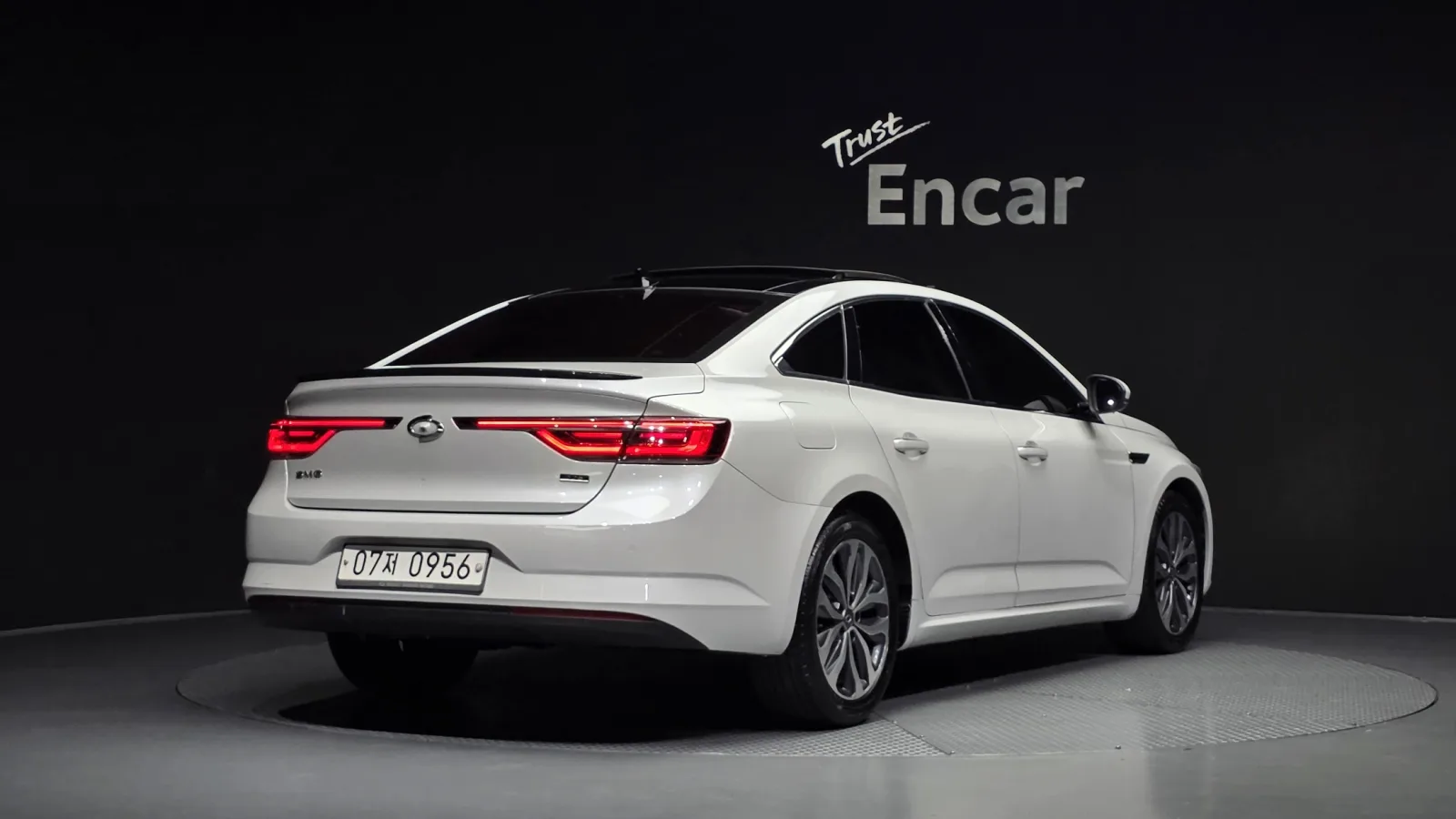 2016 Renault Korea SM6