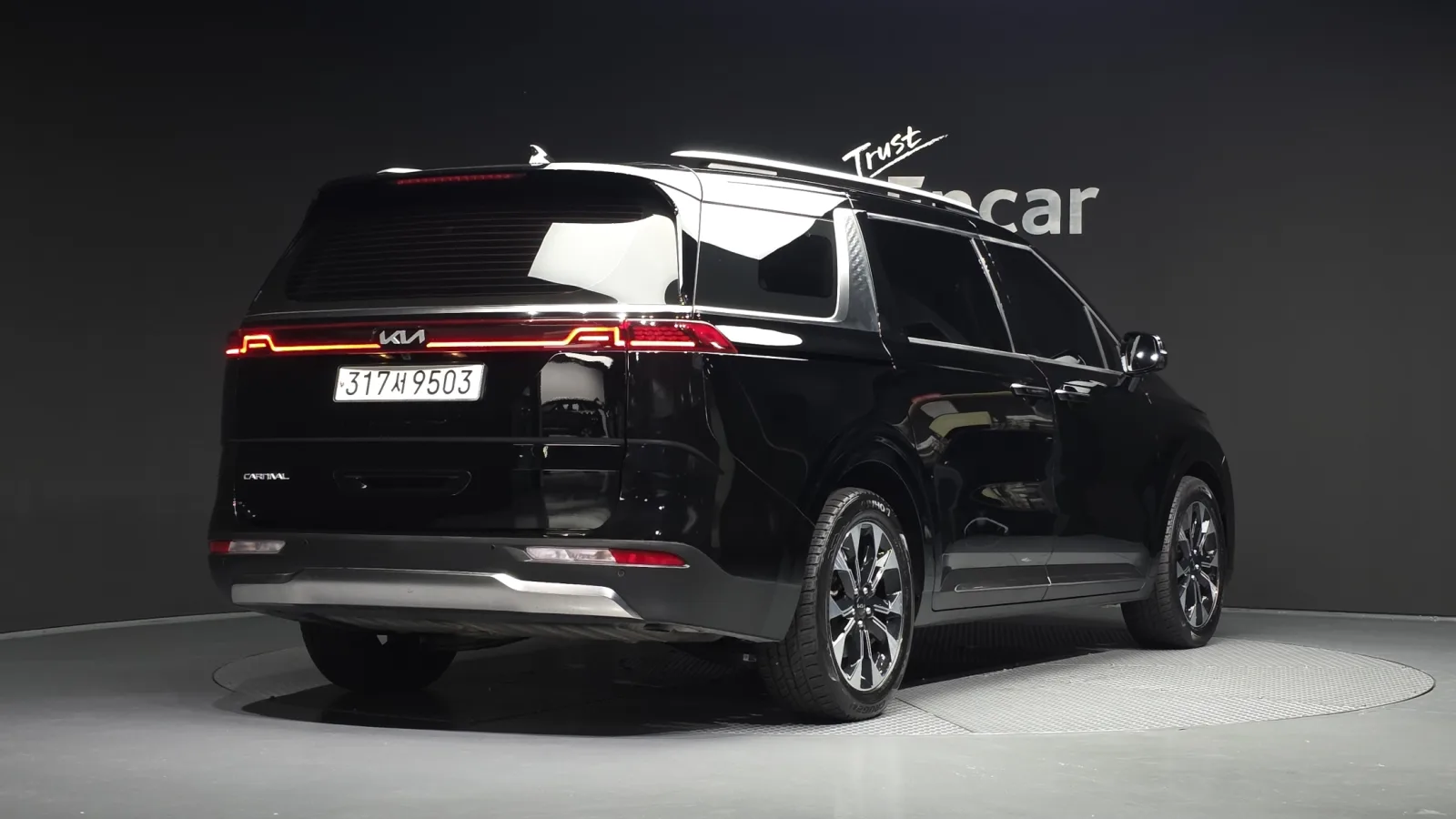 2023 Kia Carnival