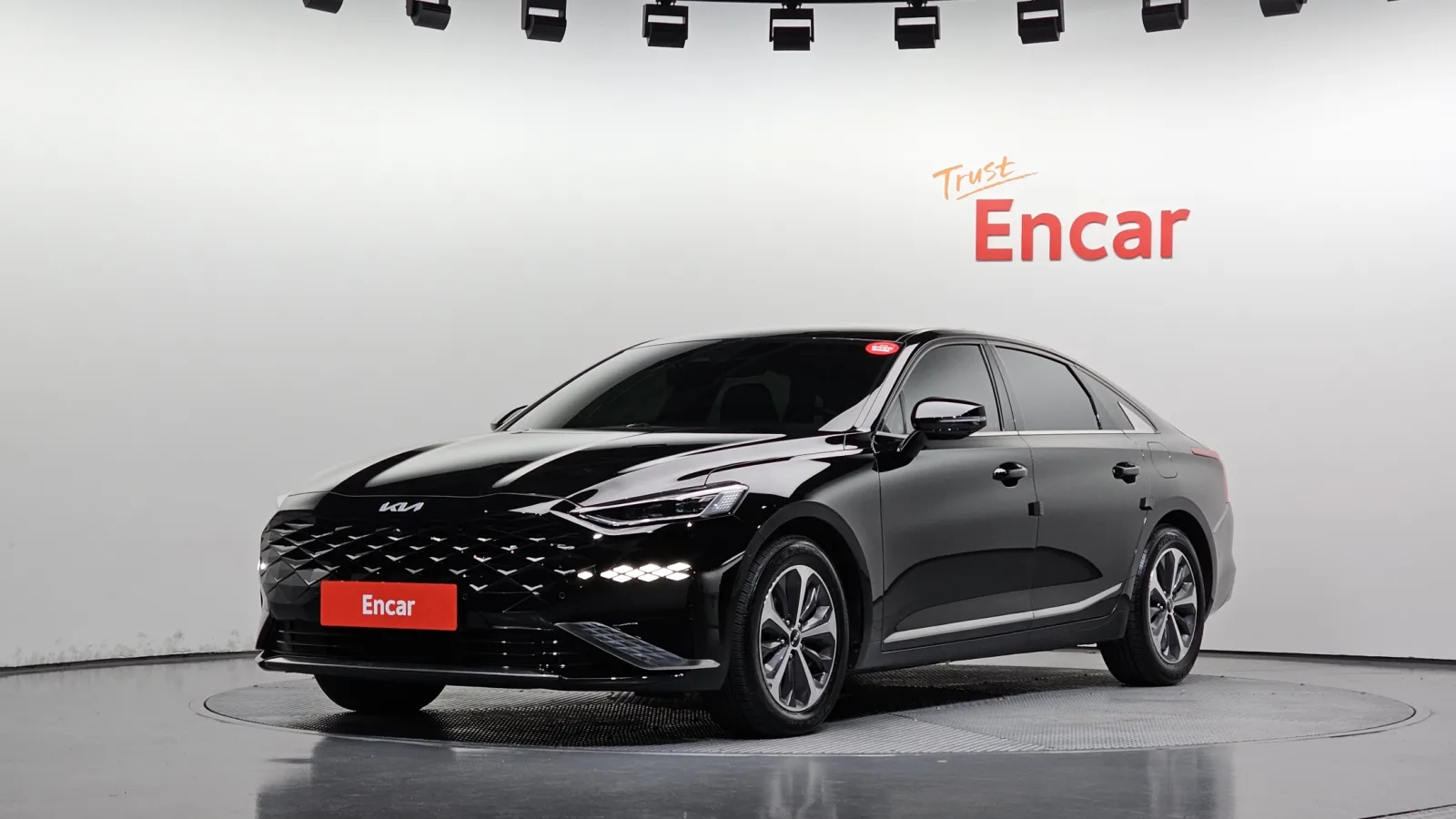 2023 Kia K8