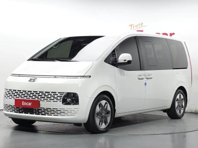 2023 Hyundai Staria