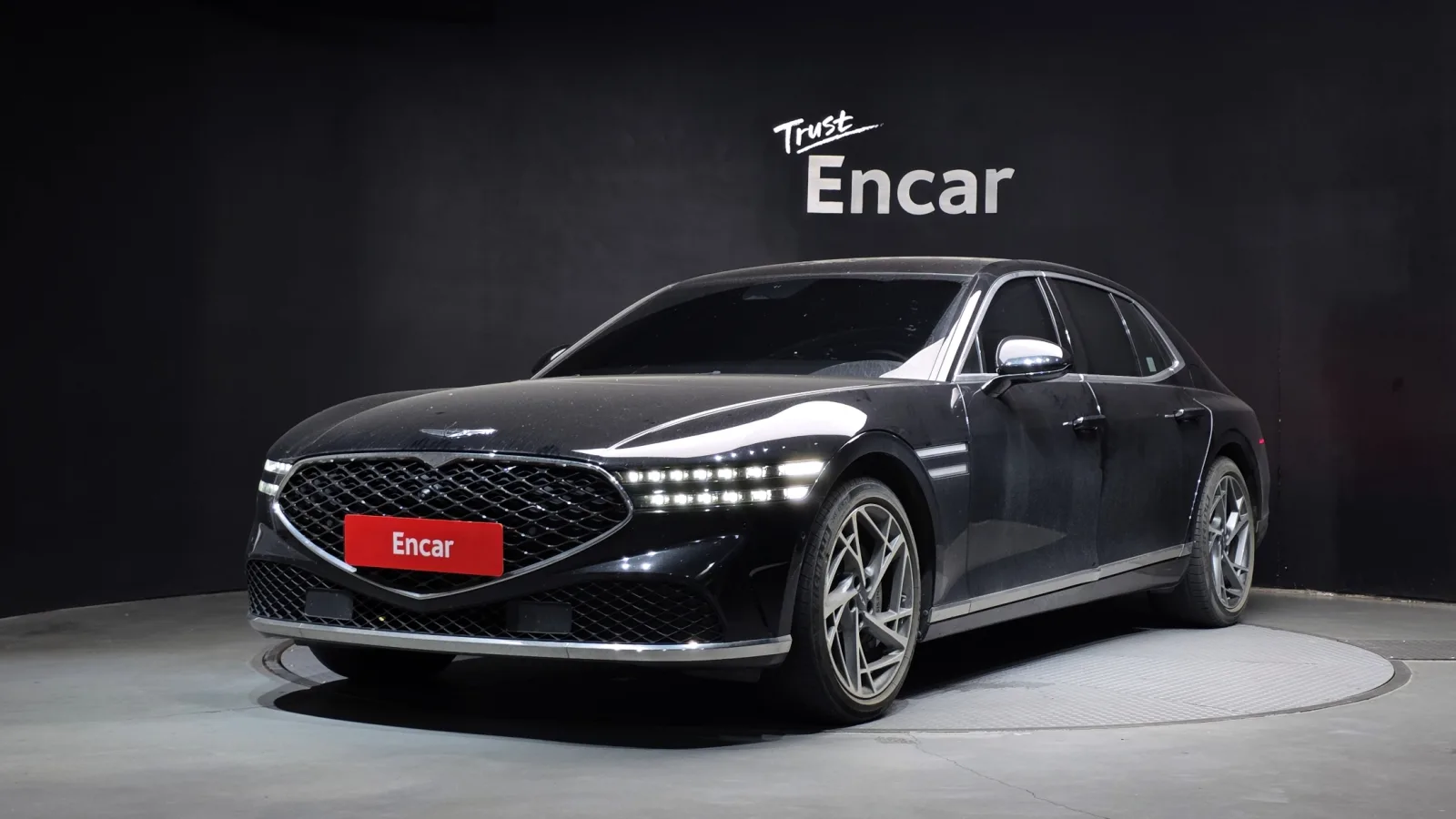 2022 Genesis G90