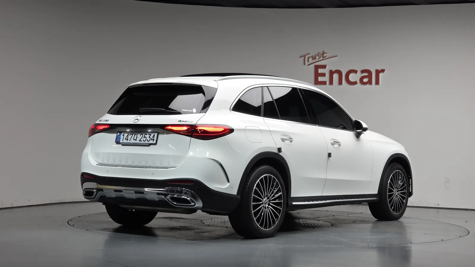 2023 Mercedes-Benz GLC-Class