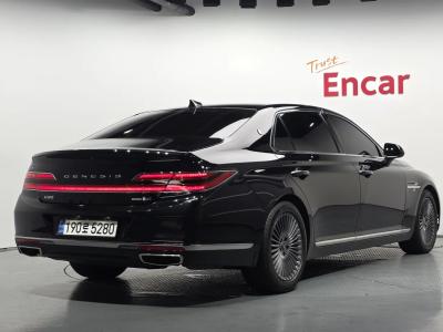 2020 Genesis G90
