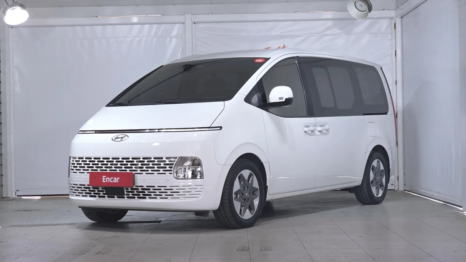 2022 Hyundai Staria