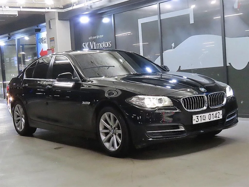 2015 BMW 5-Series