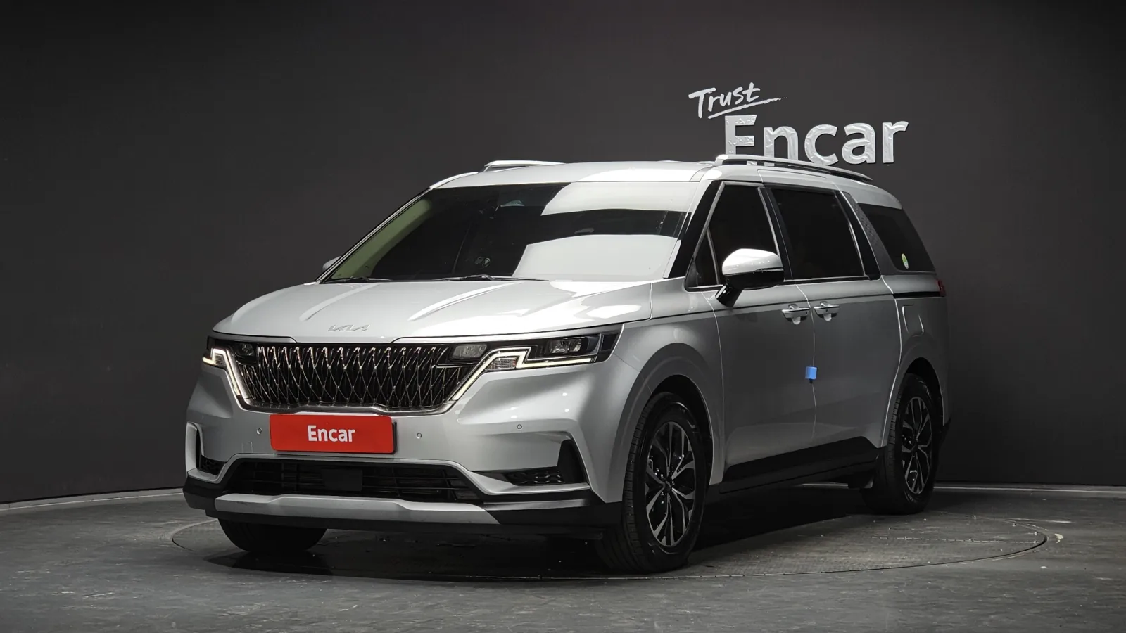 2023 Kia Carnival
