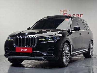 2021 BMW X7