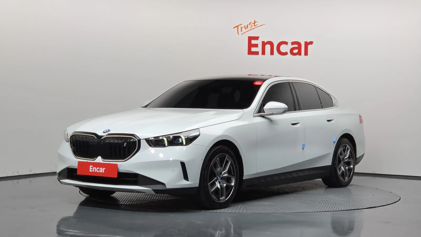2024 BMW i5