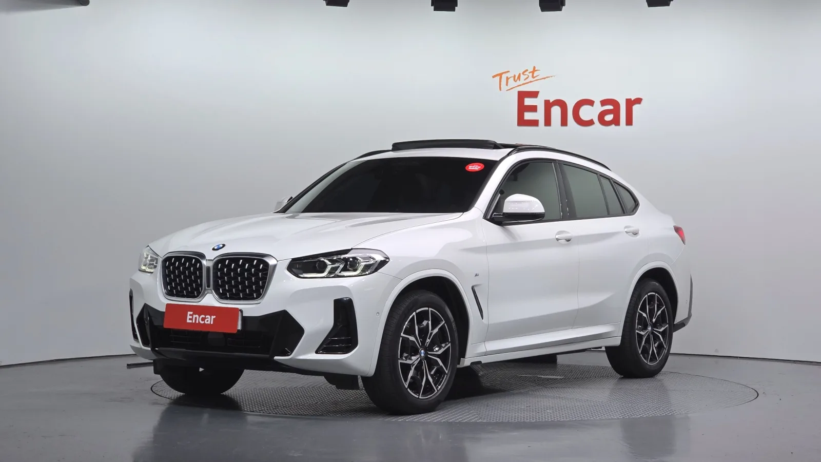 2023 BMW X4