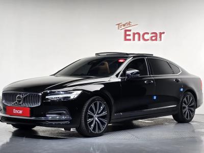 2023 Volvo S90