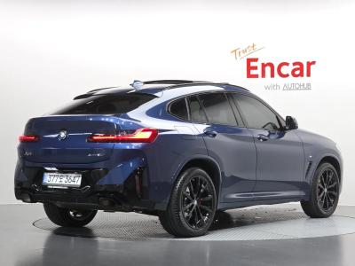 2025 BMW X4