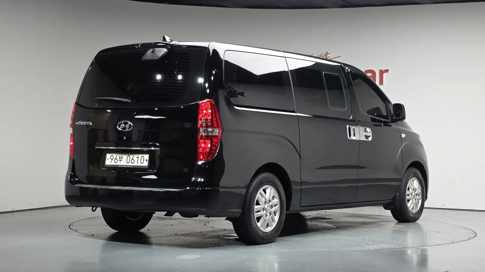 2021 Hyundai Starex