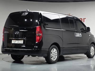 2021 Hyundai Starex