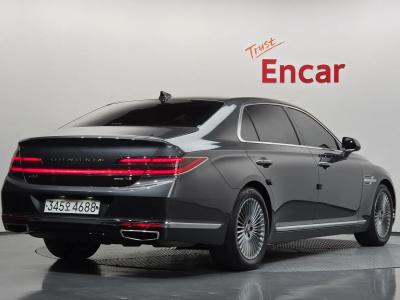 2019 Genesis G90